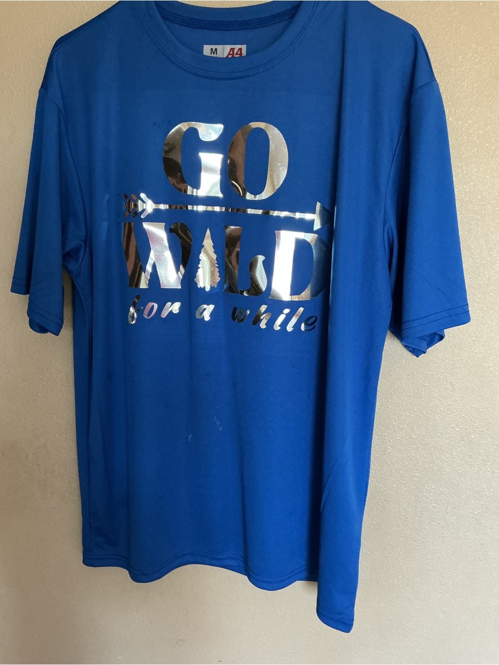 Men's Royal Blue 'Go Wild' Short Sleeve Graphic Tee